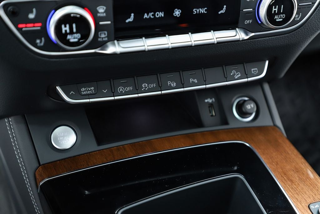 2023 Audi Q5 45 S line Prestige quattro