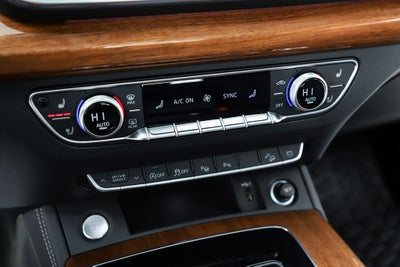 2023 Audi Q5 45 S line Prestige quattro