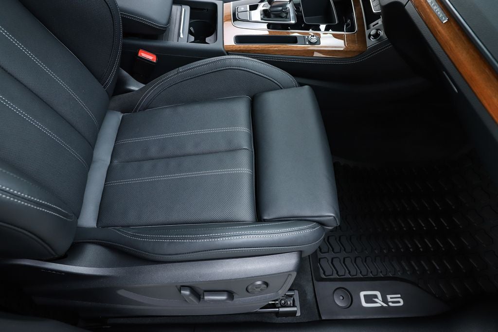 2023 Audi Q5 45 S line Prestige quattro