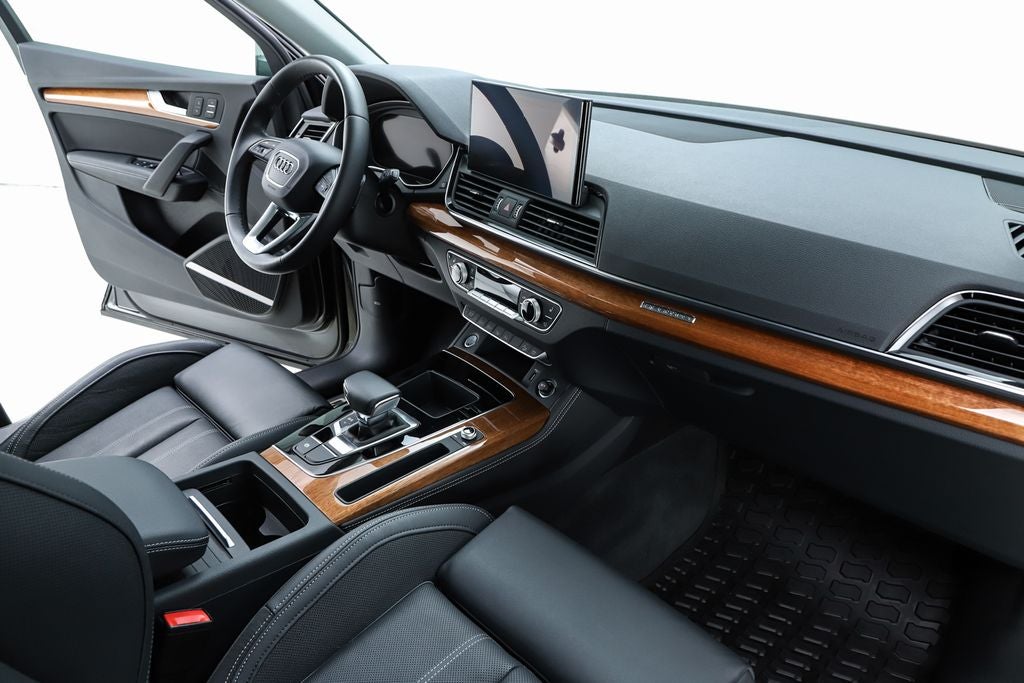 2023 Audi Q5 45 S line Prestige quattro