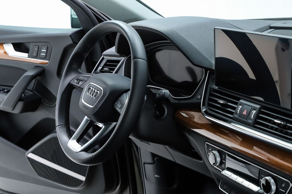 2023 Audi Q5 45 S line Prestige quattro