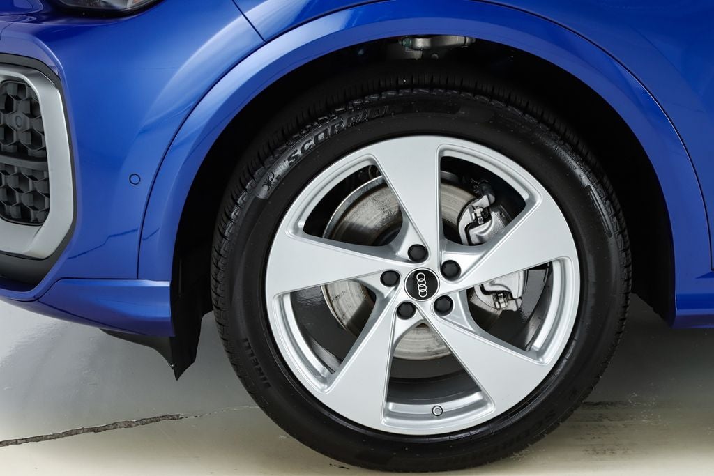 2025 Audi Q5 2.0T Prestige quattro