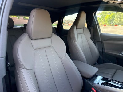 2025 Audi Q5 Sportback 2.0T Prestige quattro