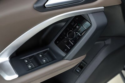 2025 Audi Q5 Sportback 2.0T Prestige quattro