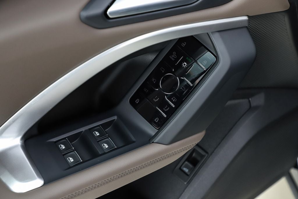 2025 Audi Q5 Sportback 2.0T Prestige quattro