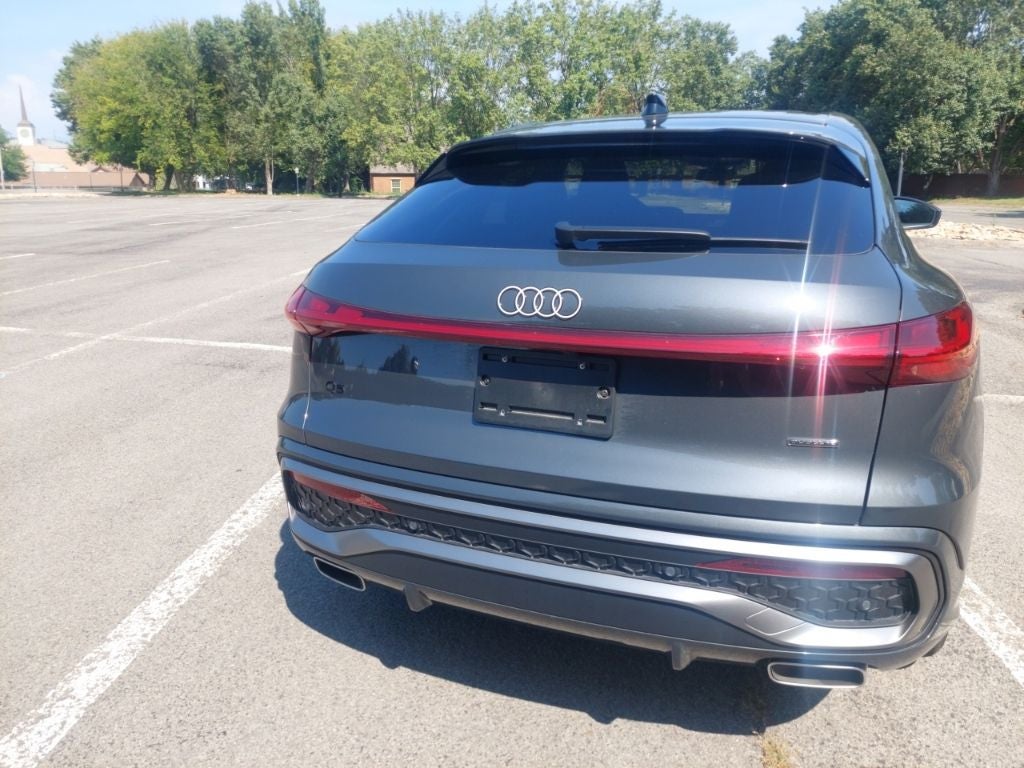 2025 Audi Q5 Sportback 2.0T Prestige quattro
