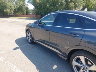 2025 Audi Q5 Sportback 2.0T Prestige quattro