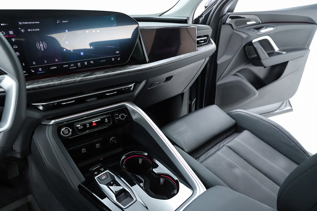 2025 Audi Q5 Sportback 2.0T Prestige quattro