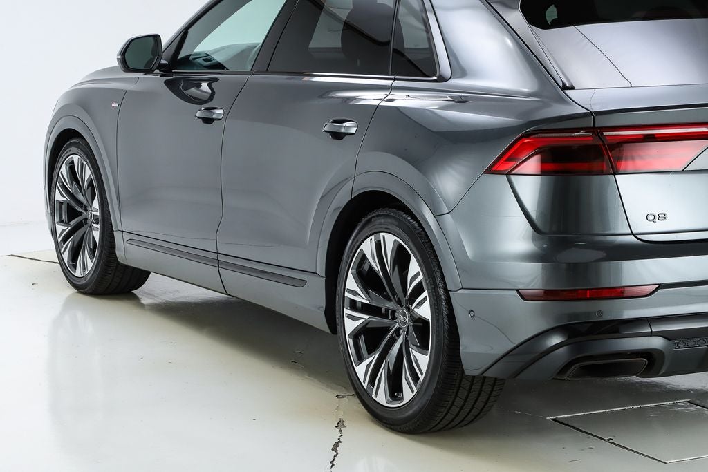 2025 Audi Q8 55 Prestige quattro