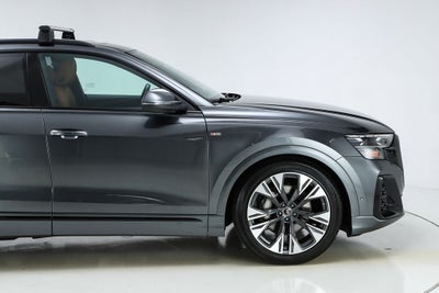 2025 Audi Q8 55 Prestige quattro