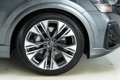 2025 Audi Q8 55 Prestige quattro