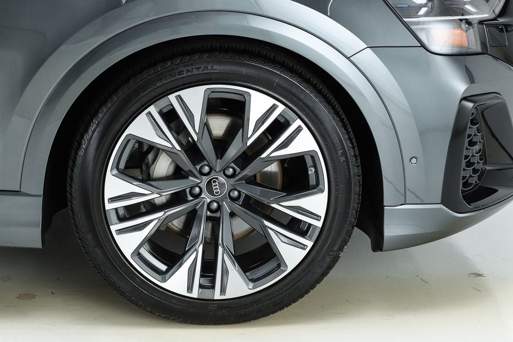 2025 Audi Q8 55 Prestige quattro