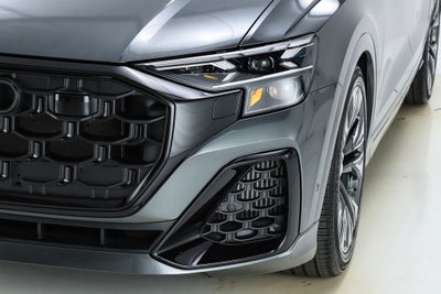 2025 Audi Q8 55 Prestige quattro