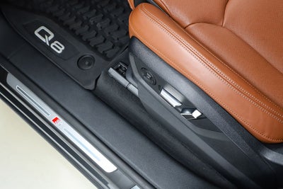 2025 Audi Q8 55 Prestige quattro