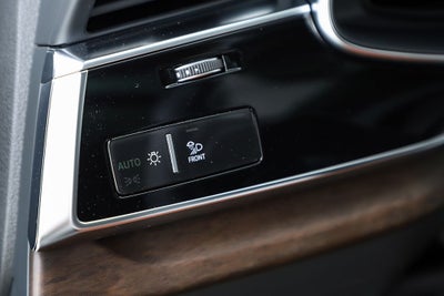 2025 Audi Q8 55 Prestige quattro