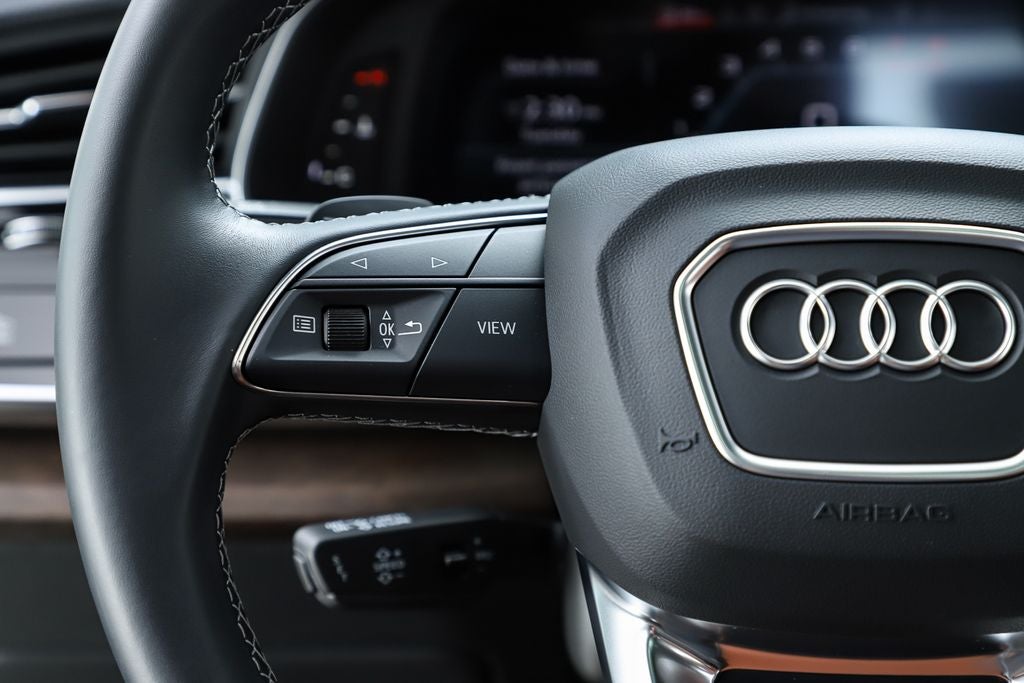 2025 Audi Q8 55 Prestige quattro