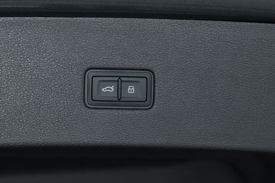 2025 Audi Q8 55 Prestige quattro