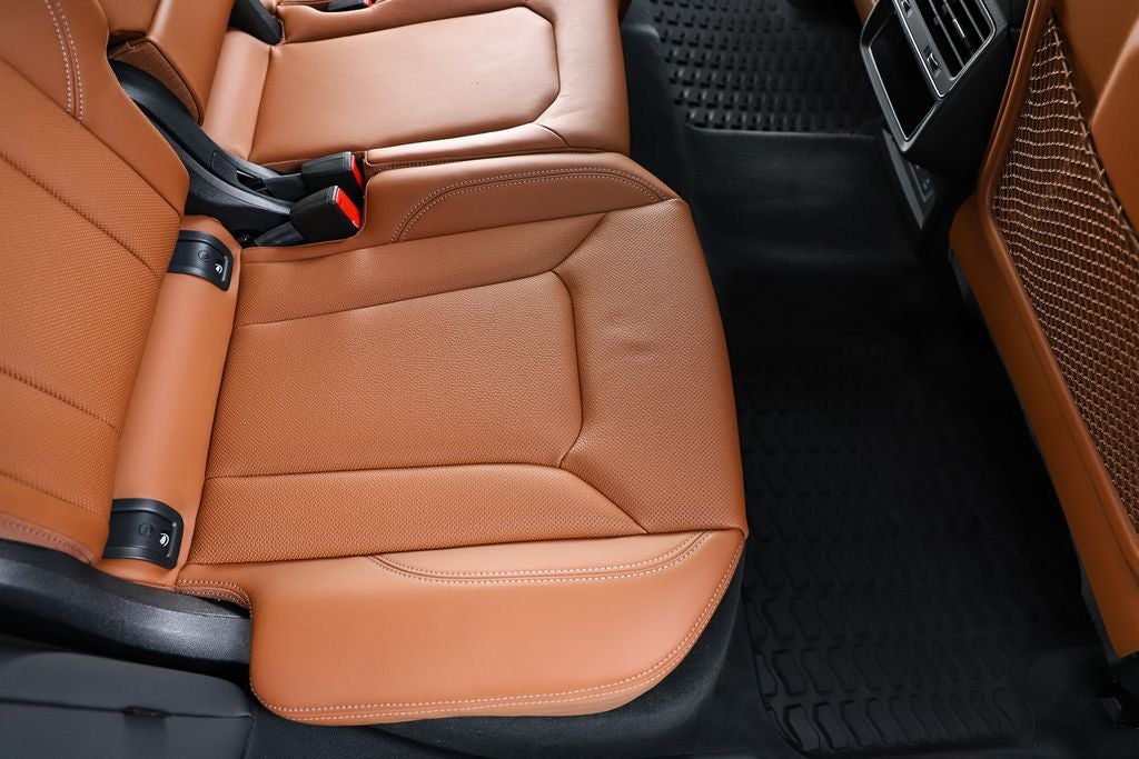 2025 Audi Q8 55 Prestige quattro