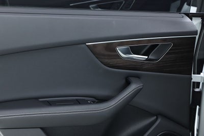 2023 Audi Q8 55 Prestige quattro