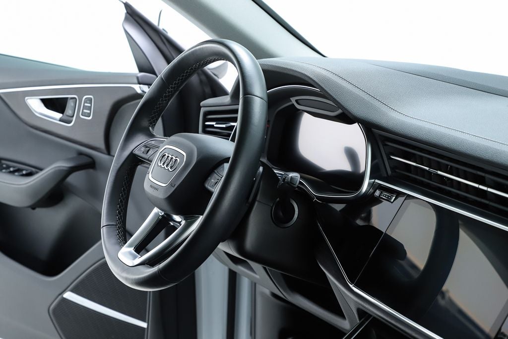 2023 Audi Q8 55 Prestige quattro