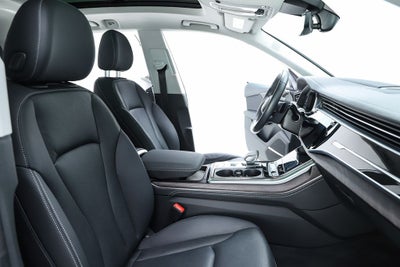 2023 Audi Q8 55 Prestige quattro