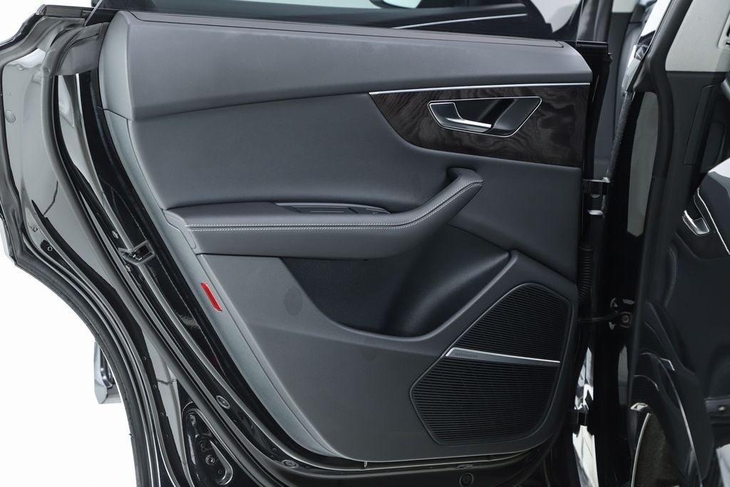 2023 Audi Q8 55 Prestige quattro