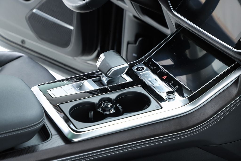 2023 Audi Q8 55 Prestige quattro