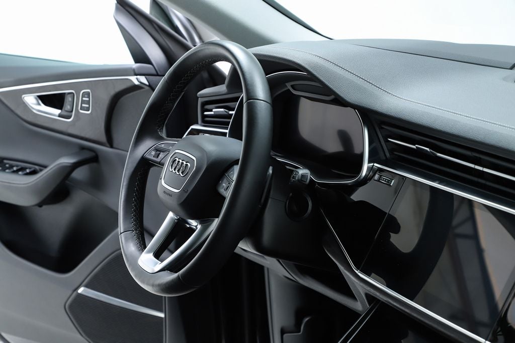 2023 Audi Q8 55 Prestige quattro