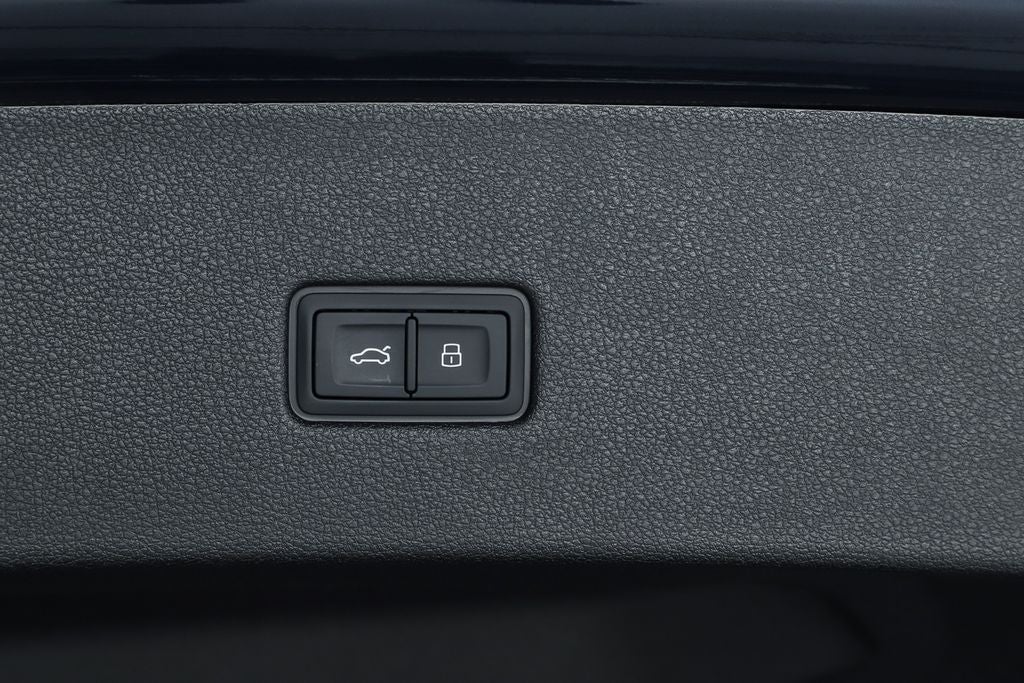 2026 Audi Q8 55 Prestige quattro