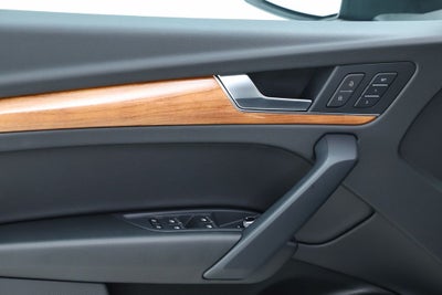 2023 Audi Q5 45 S line Premium quattro