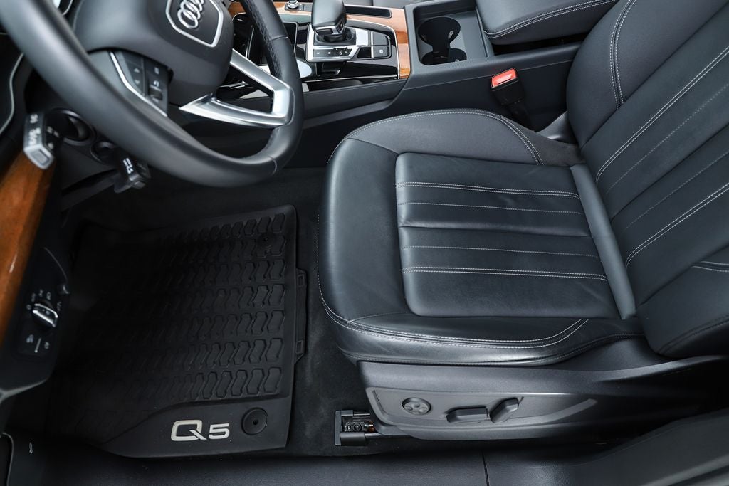 2023 Audi Q5 45 S line Premium quattro