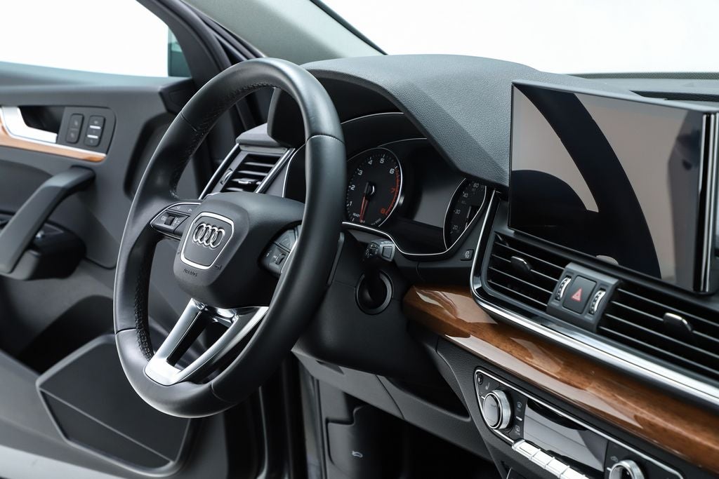 2023 Audi Q5 45 S line Premium quattro