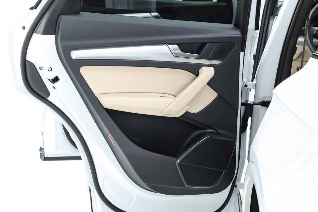 2025 Audi Q5 45 S line Premium quattro