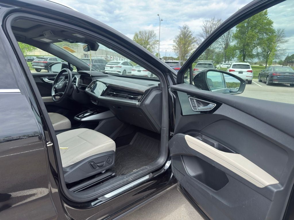 2022 Audi Q4 e-tron Premium Plus quattro