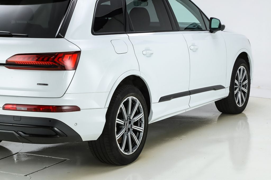 2023 Audi Q7 45 Premium Plus quattro