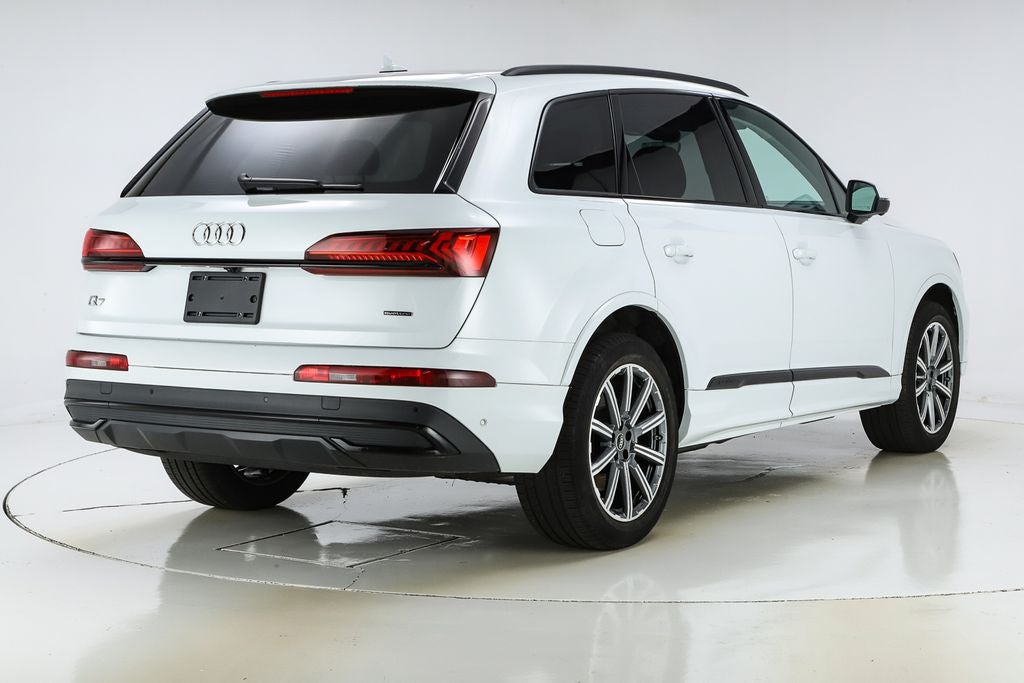 2023 Audi Q7 45 Premium Plus quattro