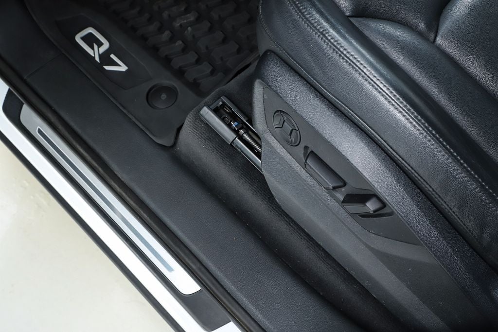 2023 Audi Q7 45 Premium Plus quattro