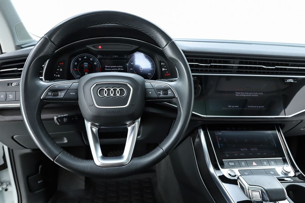 2023 Audi Q7 45 Premium Plus quattro