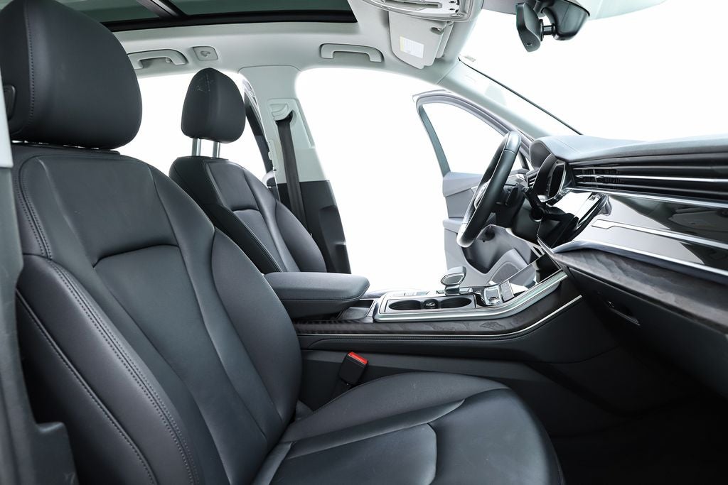 2023 Audi Q7 45 Premium Plus quattro