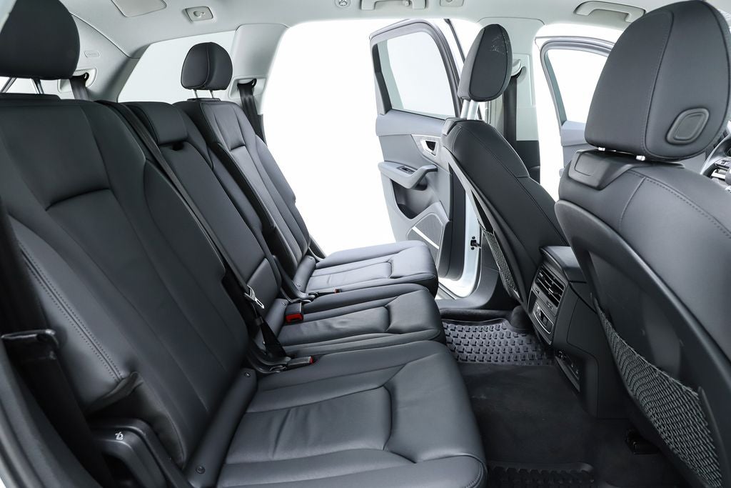 2023 Audi Q7 45 Premium Plus quattro