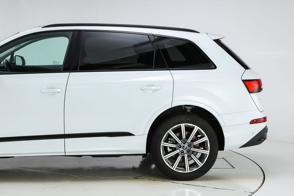 2023 Audi Q7 45 Premium Plus quattro