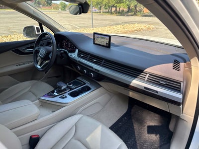 2019 Audi Q7 45 Premium Plus quattro