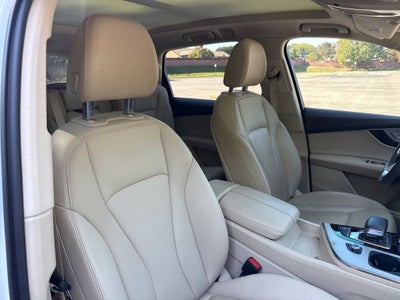 2019 Audi Q7 45 Premium Plus quattro
