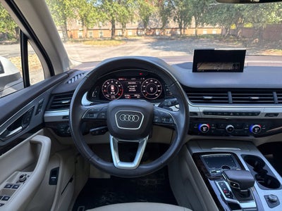 2019 Audi Q7 45 Premium Plus quattro