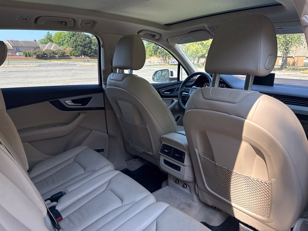 2019 Audi Q7 45 Premium Plus quattro