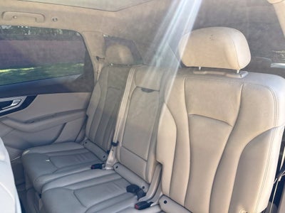 2019 Audi Q7 45 Premium Plus quattro