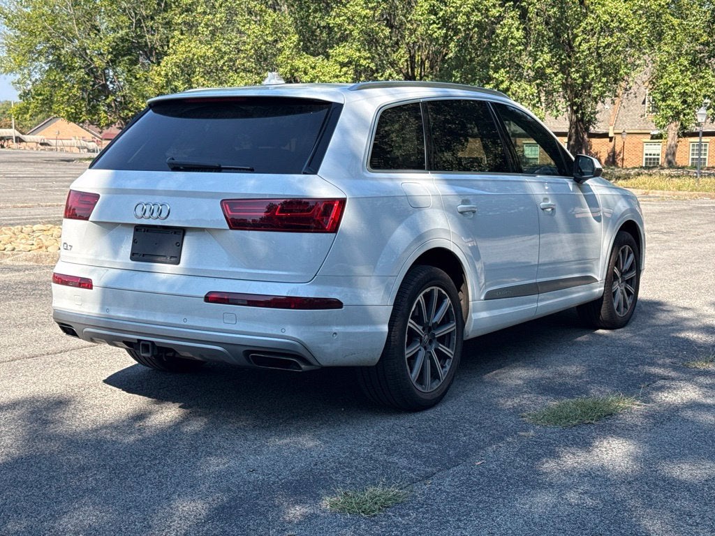 2019 Audi Q7 45 Premium Plus quattro