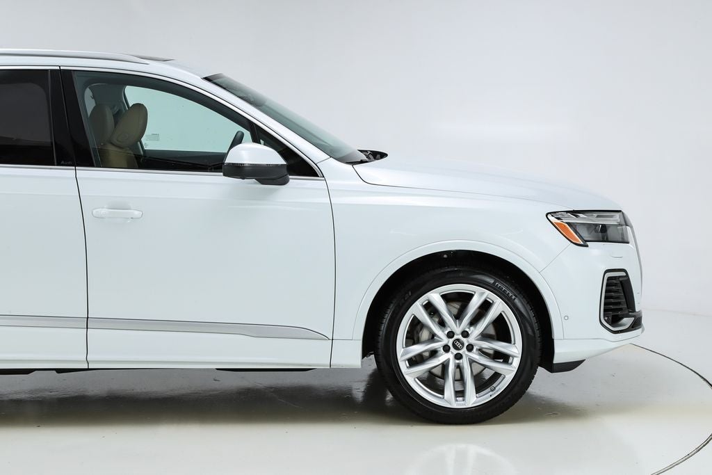 2025 Audi Q7 55 Premium Plus quattro