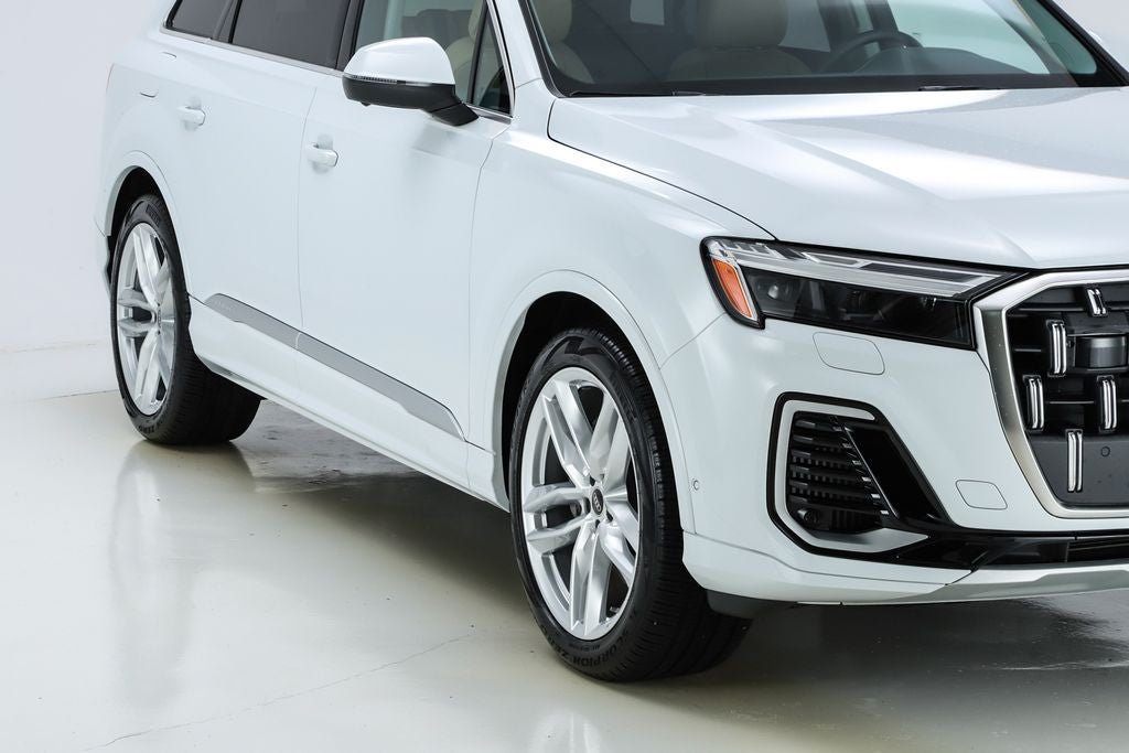 2025 Audi Q7 55 Premium Plus quattro