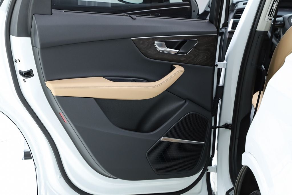 2025 Audi Q7 55 Premium Plus quattro